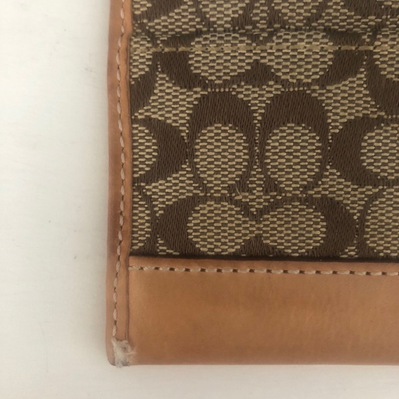 Coach zip coin change purse - Picture 3 of 4